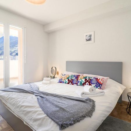 Modern Apartment Close To Martigny Train Station Ngoại thất bức ảnh